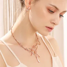 Viennois набор украшений для женщин, крупное колье и серьги покрытые золотом