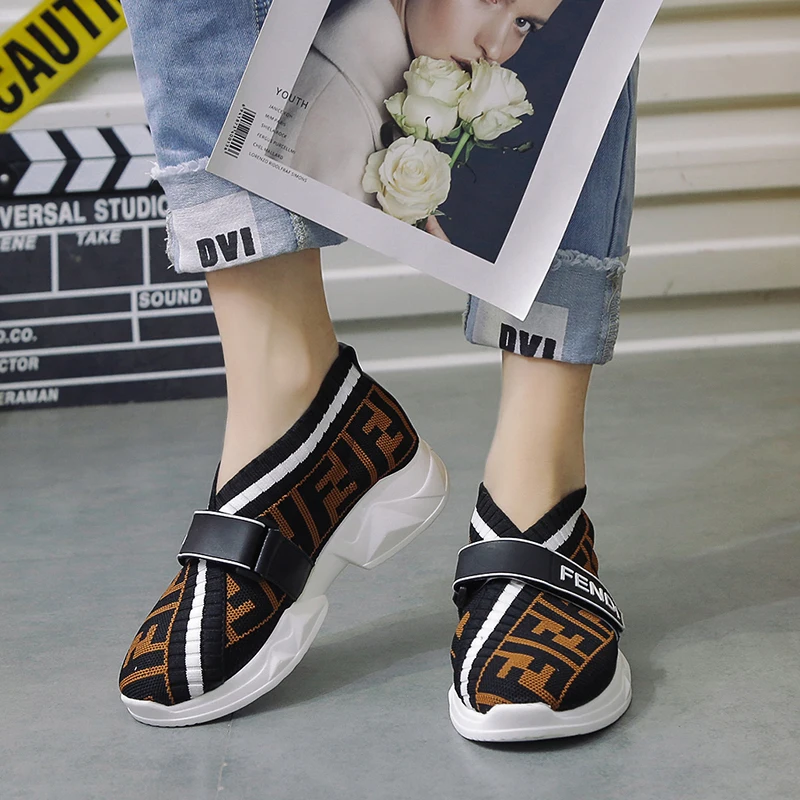 

Women Sock Sneakers 2019 Fashion Women Vulcanized Shoes Casual Ladies Slip On Loafers Shoes Female Trainers Tenis Feminino