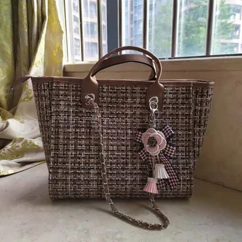 

Brand 2020 Women Large Big Chain Canvas Handbag With Flower Plaid Shopping Bags Travel Bag
