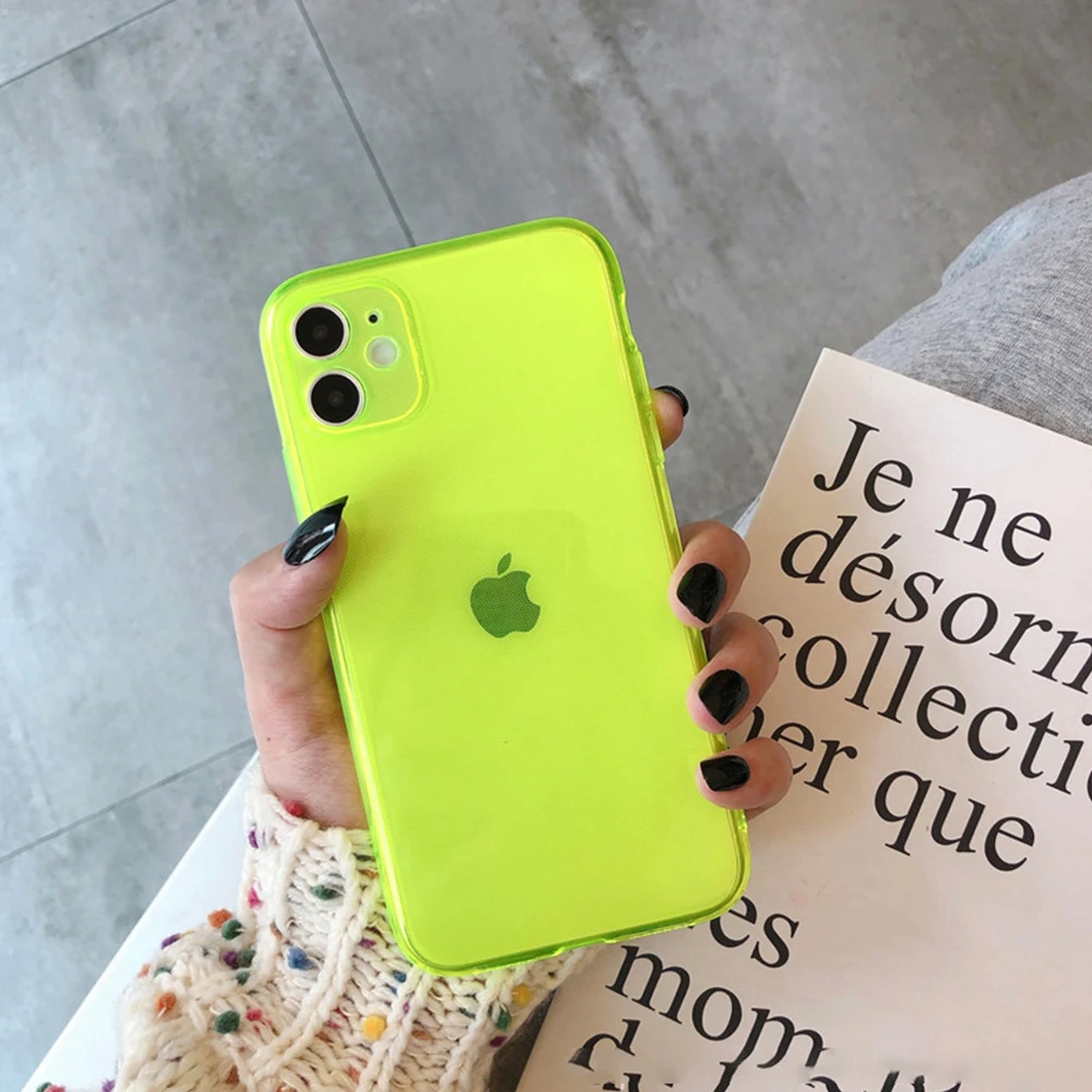 Авточехол желтый. Желтый чехол для телефона. Желтый чехол. Силиконовый чехол на самсунг а32. Какие чехлы не желтеют.