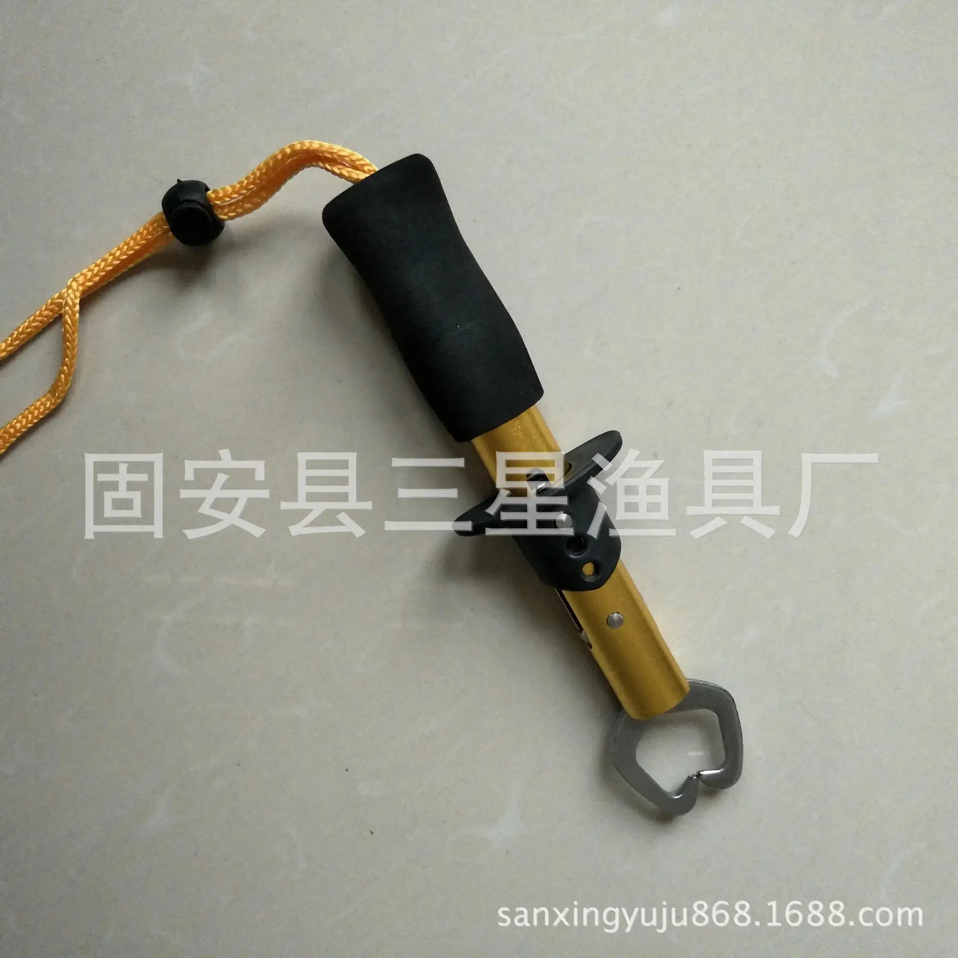 

Stainless Steel Fish Grip Folding Fish Lip Grip Fishing Accessories Fishing Gear Fishing Clamp Fishing Gear
