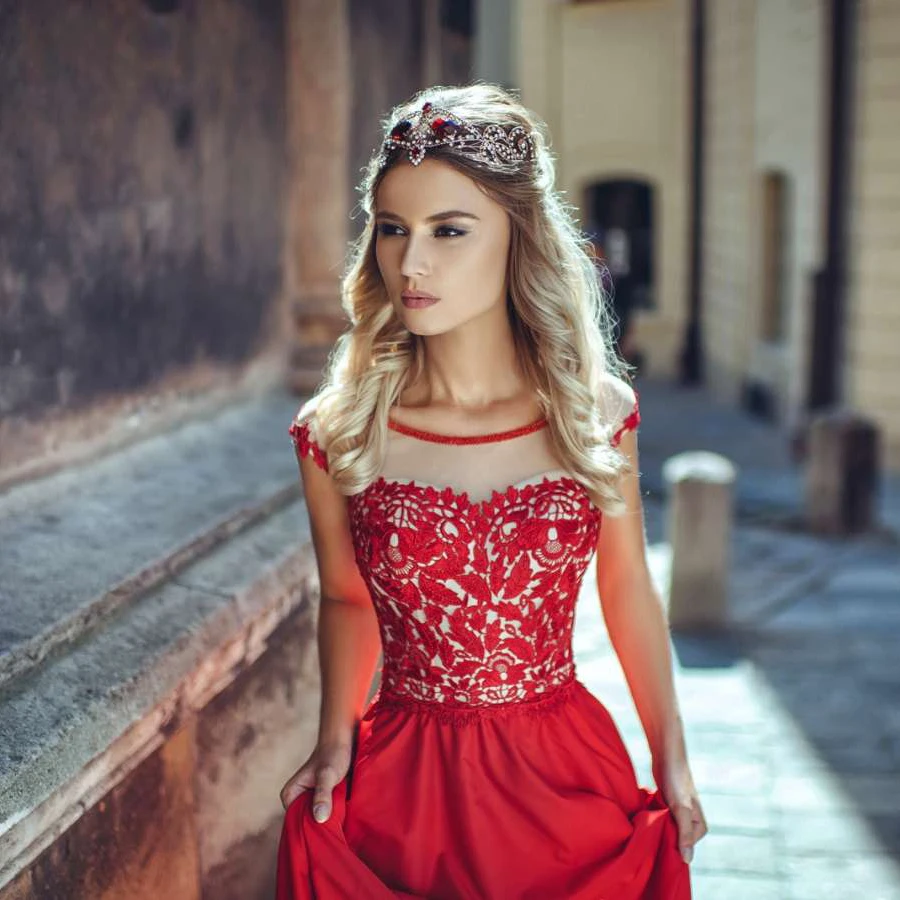 claudia-4_enl