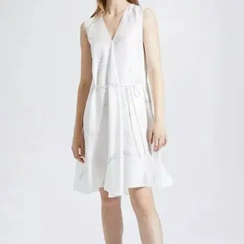 

Women Dress 2019 New V-neck Silk Sketch Print Dress