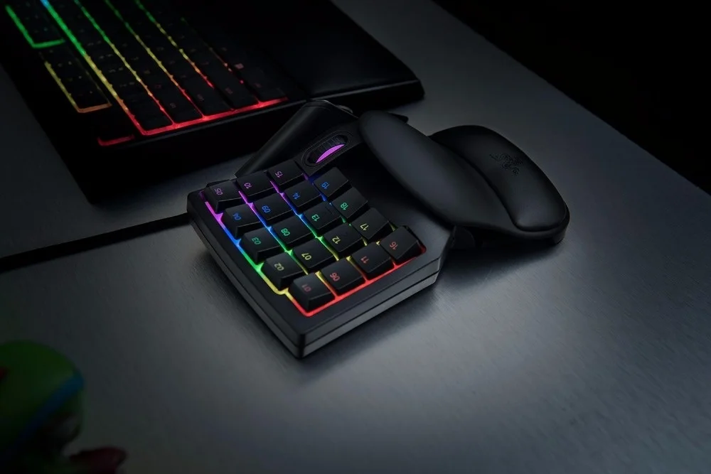 razer-tartarus-v2-gallery-01