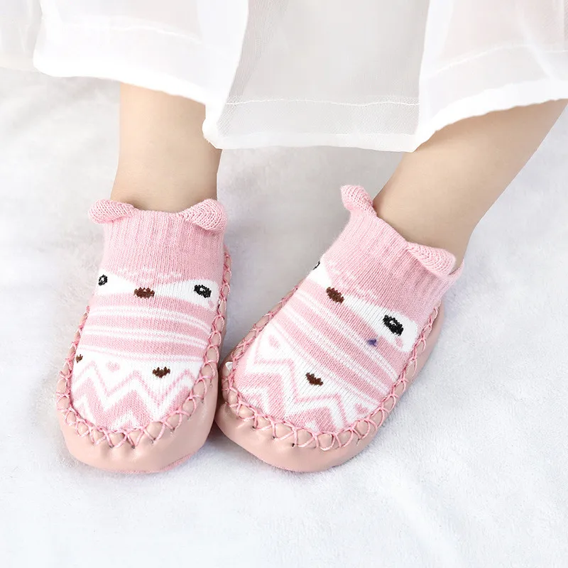 Носки для новорожденных с резиновой подошвой; носки для новорожденных; сезон осень-зима; детские носки-тапочки; противоскользящая обувь; носки с мягкой подошвой