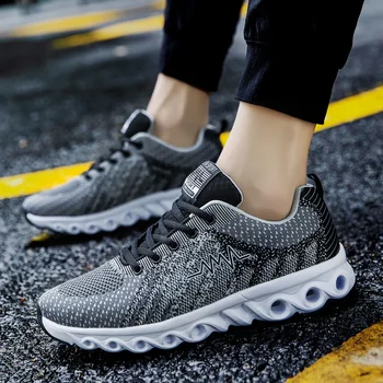 

New Fashion Sports Shoes, Lightweight and Comfortable Personality Casual Running Shoes