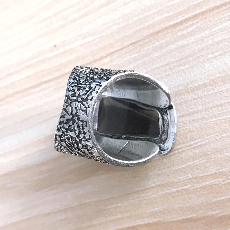 Винтаж под старину, серебряное, большое кольцо черные чешские камни Этническая резьба цветок мужчины кольцо набор стимпанк ювелирные фаланговые кольца O5M038