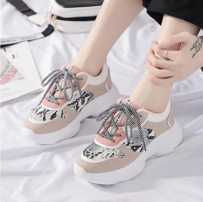

New women shoes snake pattern platform high female sneakers color matching white style casual Tenis Feminino Vulcanized Shoe ZF9