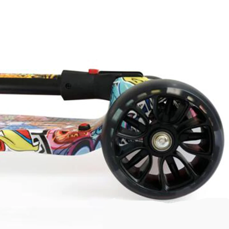 New design children's scooter, rocket-shaped LED torch, charging, spray, PU, 3 wheels, LED, for outdoor sports, Bodybuilding