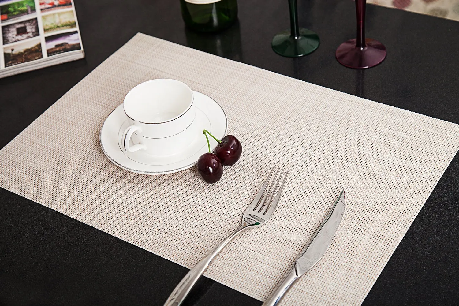 6pcs PVC Beige Placemat Easy to Clean Non Slip Wipeable Heat Resistant Farmhouse Modern Waterproof Coffee 1 6pcs PVC Beige Placemat Easy to Clean Non Slip Wipeable Heat Resistant Farmhouse Modern Waterproof Coffee 3