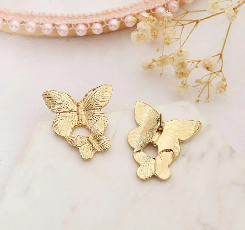 

New ZARAS Arrivat, European American plated golds silver butterfly earrings personality creative geometry retro Nordic earring
