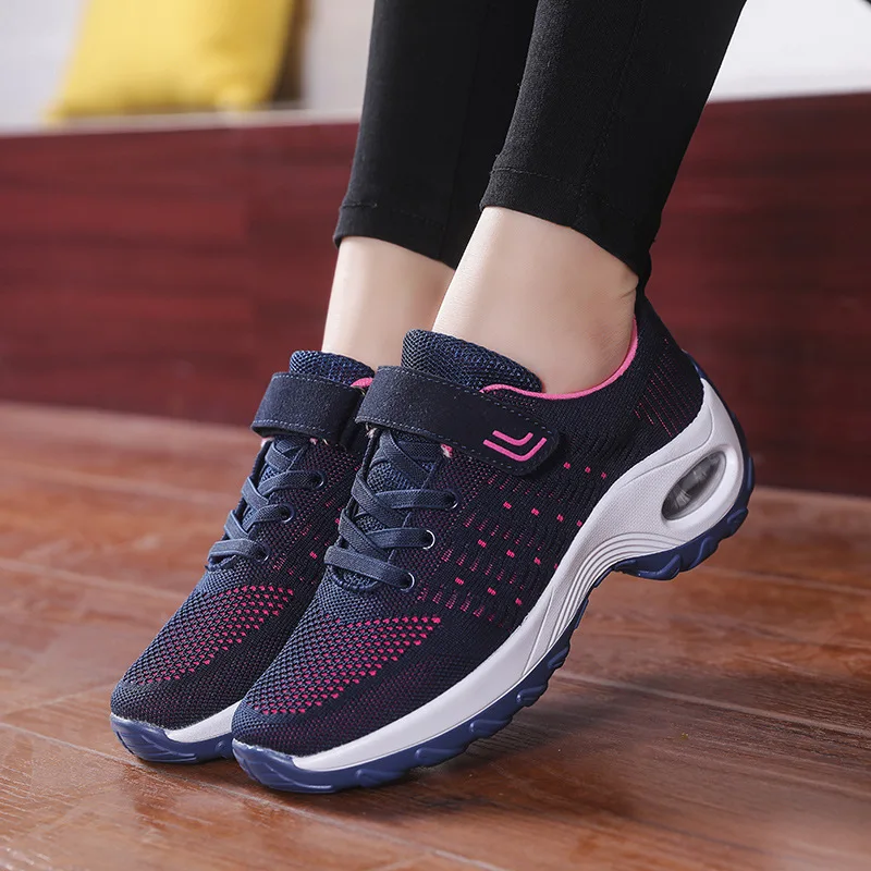 

Spring Summer Fly Woven Thick Bottomed Athletic Shoes Women's Elevator Travel Shoes Mesh Air Cushion Running Shoes Casual Punche