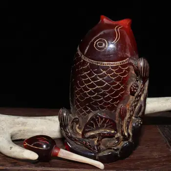 

Exquisite retro Niujiao carp snuff bottle ornament