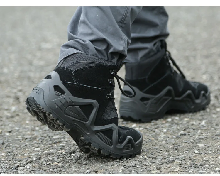 11690621293_1984534002