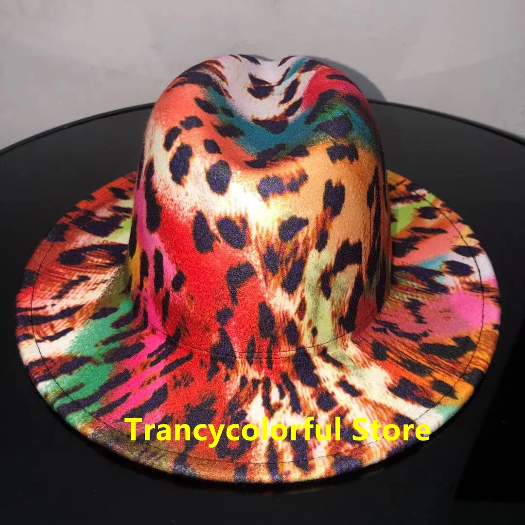 The latest Fedora Hat color leopard hat stage ladies felt hat mixed color jazz hat fedora hat hip hop winter hat кепка женская white fedora