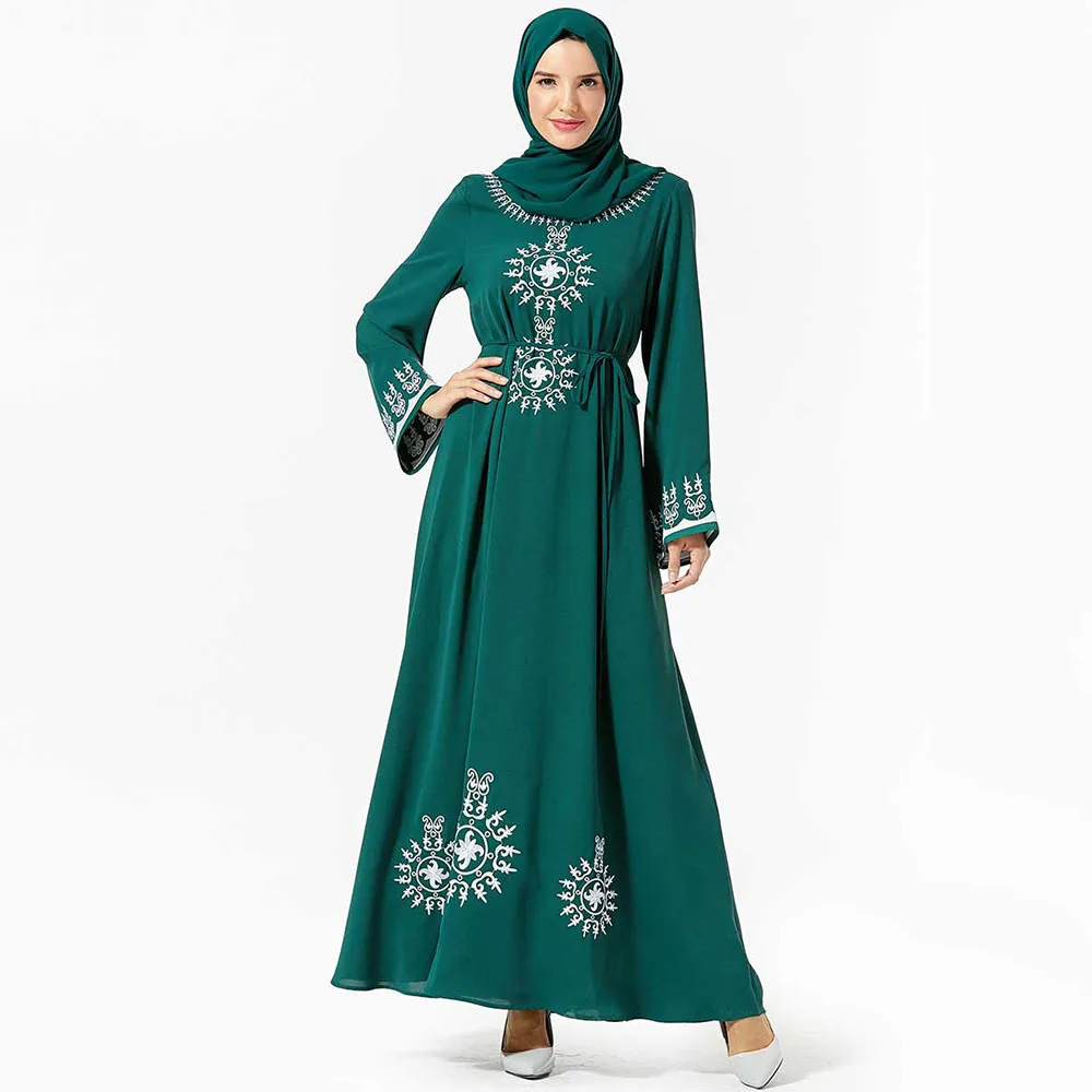 Elegant Long Robes Arab Women's Embroidered Belt Muslim Dress Autumn Islamic Dress Women Clothing No Hijab Muslim Long Robes