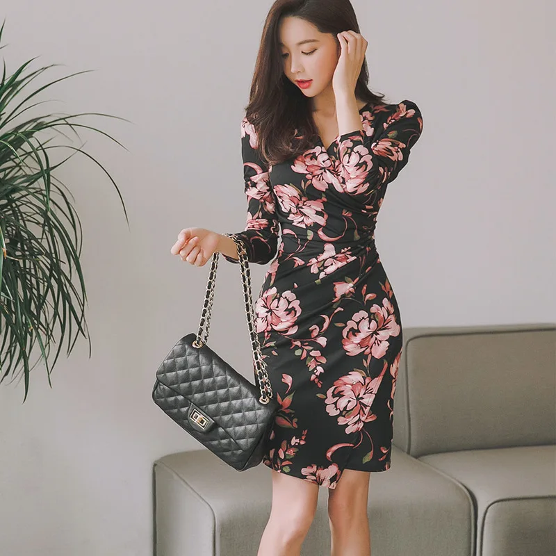 

2019 Spring And Summer New Style Korean-style Debutante Elegant Shirred V-neck Fashion Printed Slim Fit Sheath Dress 6149