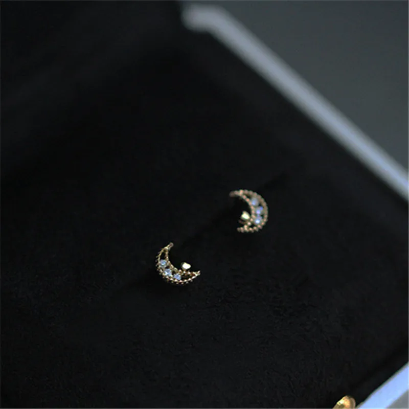 925 Sterling Silver Simple Hollow Magic Moon Stud Earrings Women Fashion Charm Wedding Party Jewelry Accessories Gift