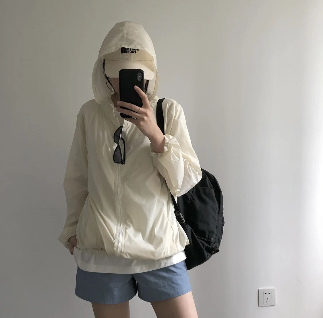 

19 Spring And Summer New Style South Korea Dongdaemun Hooded Zipper Loose-Fit Jacket Silky Ultra-Thin Ultra-Light Long Sleeve Su