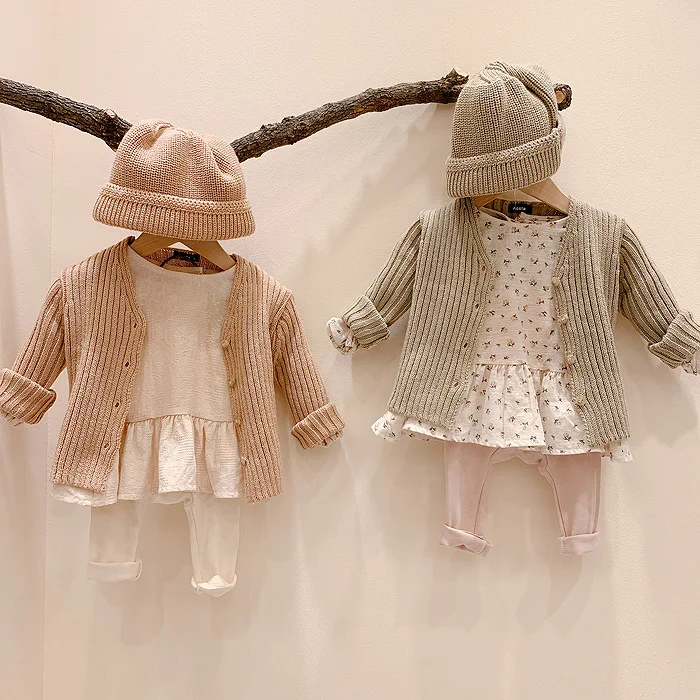 Осень 2020 новинка свитер для маленьких девочек трикотажная одежда малышей с одной