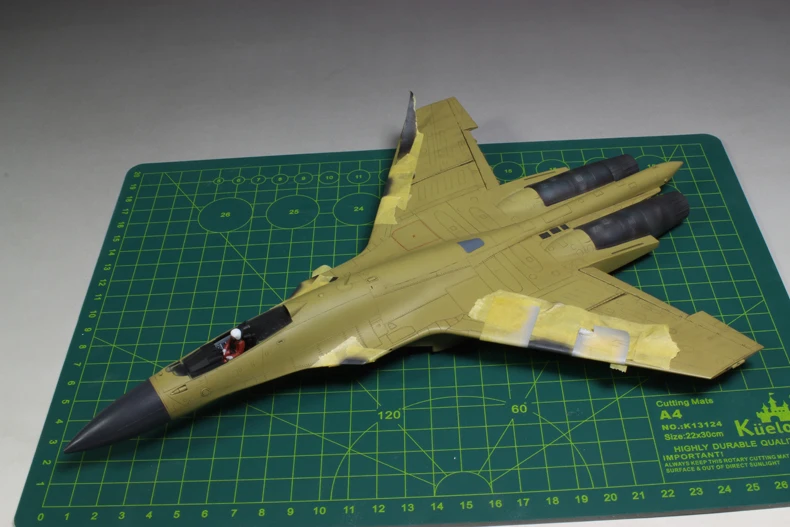 Китайский J-15 с летной палубой 1: 72 собранная модель Ограниченная серия