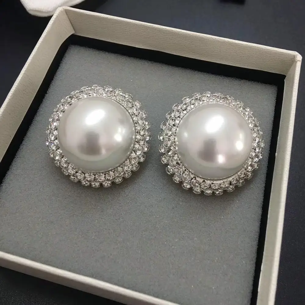 

2019 New Design Double Round Shape Rhinestone Clip on Earrings Without Piercing Fashion Simulated Pearl Ear Clip