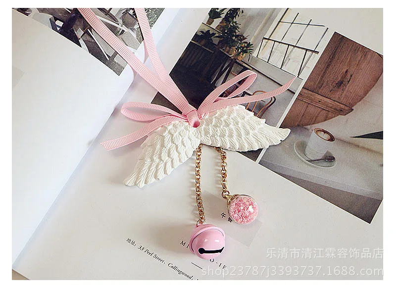 Creative car accessories, pendant, ribbon, plaster angel wings, car perfume, aromatherapy rearview mirror pendant Pendant