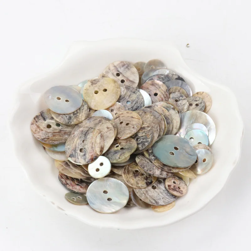 50PCS 20/18/15/12/10mm Natural Shell Sewing Buttons Color Japan Mother of Pearl MOP Round Shell 2 Hole Button Sewing Accessories 4