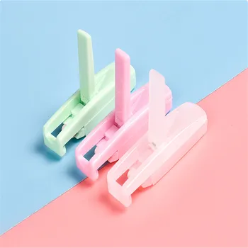 

Partial Small Eyelash Curler Segmented Mini Plastic Portable Durable Hair Curling Makeup Beauty Tools