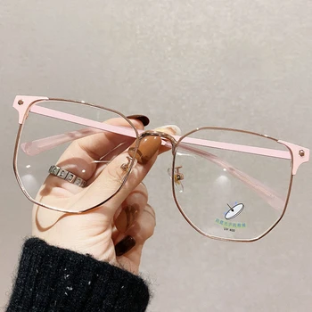 

Elegant Anti-blue Light Square Cat Eye Clear Glasses For Women 2020 New Fashion Vintage Black Pink Computer Eyewear Myopia Frame