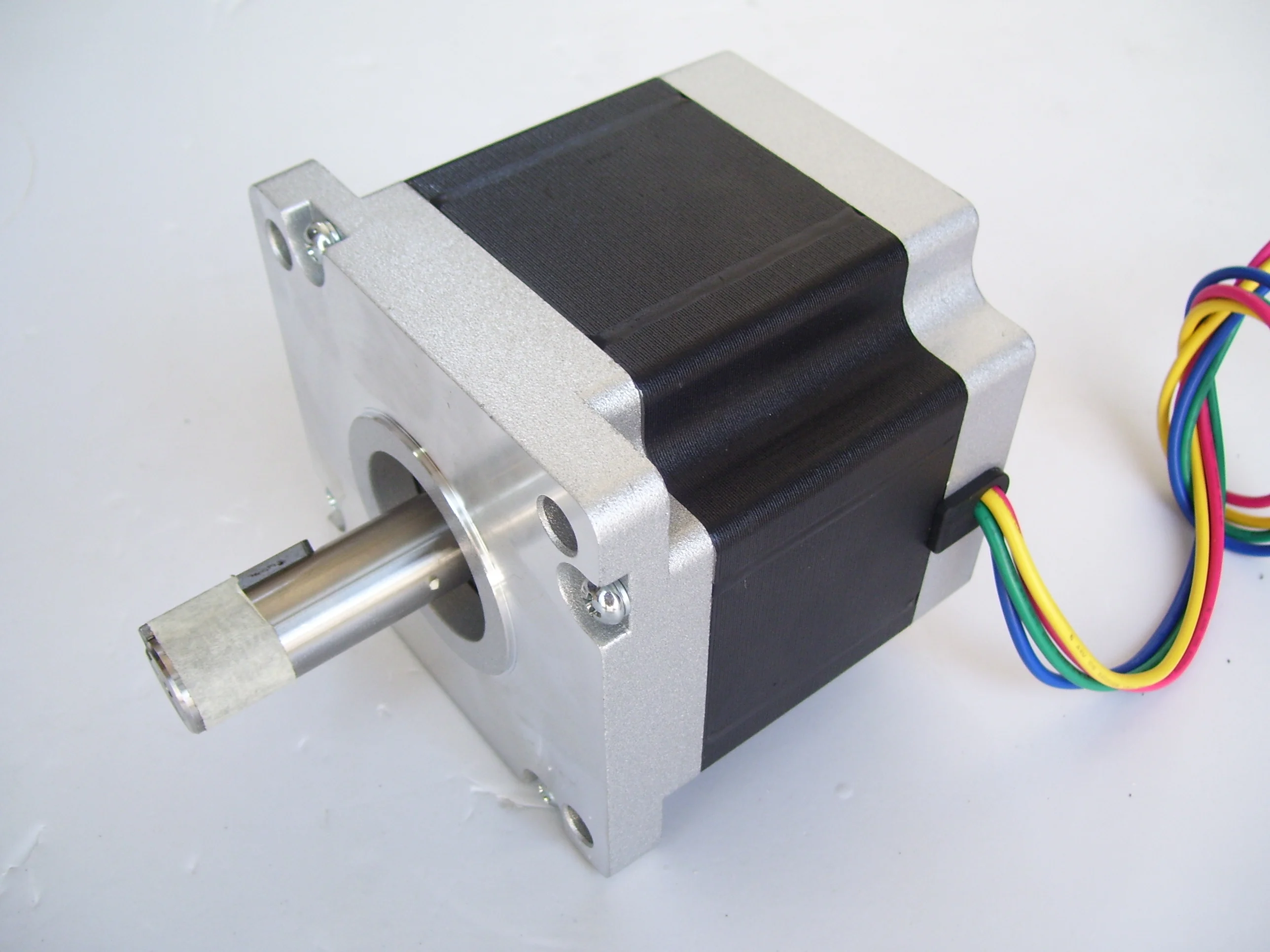 

NEMA 42 Шаговый двигатель 12 нм (1667oz-in) 2-фазный 4-проводной каркас 110 мм Длина корпуса 100 мм 1,8 градусов CNC шаговый CE ROHS