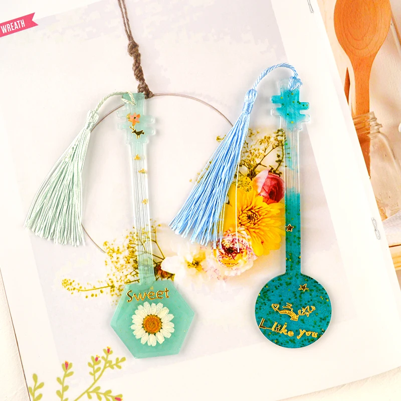 DIY Bookmark UV Resin Mold Silicone Mold Feather Bookmarks Resin Craft Molds CA DIY Bookmark UV Resin Mold Silicone Mold Feather Bookmarks Resin Craft Molds CA