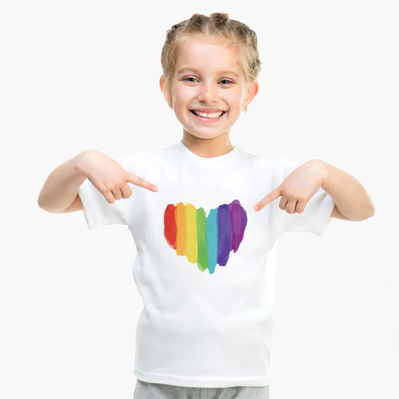 Модная детская футболка с рисунком радужного сердца летняя мягкая коротким