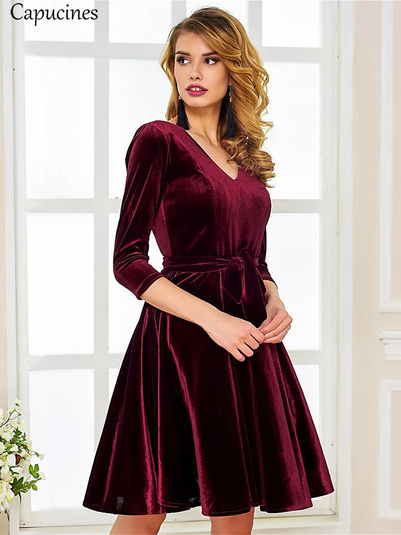 Ladies Fashion V-Neck Sashes Mini Velvet Dresses Autumn Winter 3/4 Sleeves Slim A Line Dress Women Vintage Party Dress Vestidos