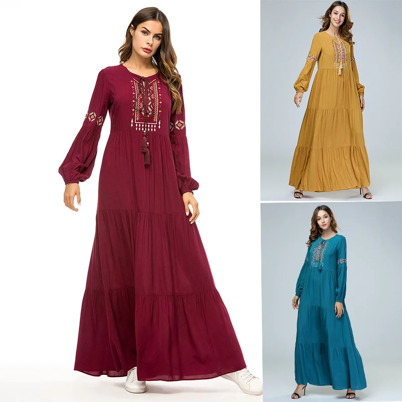 

INS Middle East Muslim Embroidered Maxi Long Dress Female Islamic Arab Clothing Loose Style Ramadan Kaftan Abaya Dubai Fashion