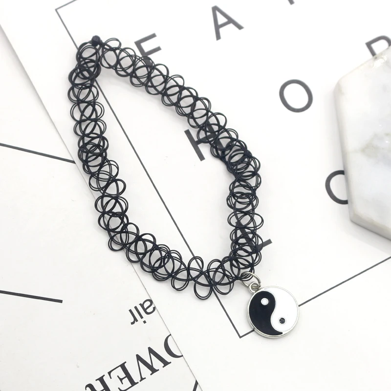 Creative Personality Retro Punk Style Black And White Mixed Yin And Yang Pendant Clavicle Necklace Elegant Girl Holiday Gift
