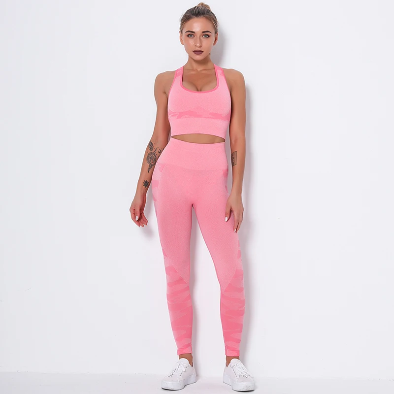 18529080751_1824471394