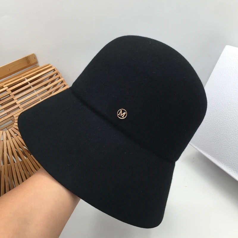 

Bucket hat female Japanese contracted the fisherman cap ins joker sen is a basin of cap on holiday topi wool hat