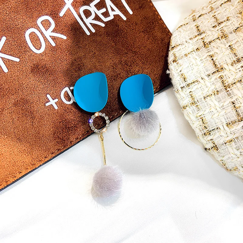 

S925 Silver Needle Korean Fall Hairball Asymmetry Long Dangle Earrings For Women Fashion Crystal Zircon Long Drop Brincos Bijoux