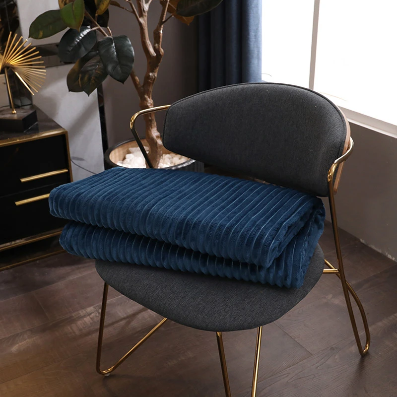 Model 2 Navy Blue Удобное для кожи Коралловое бархатное одеяло для дивана, кровати, многофункциональное одеяло для дома, офиса, сон в путешествиях, мягкое теплое одеяло на все сезоны - Цвет: Model 2 Navy Blue