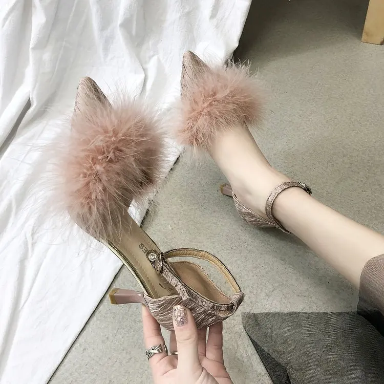 

Plush shoes pointed toes 2019 new Korean version of the button cat and single shoes women