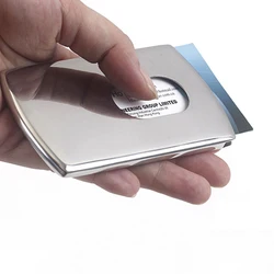 Porte cartes d'identité coulissant en acier inoxydable, nouveaux étuis à cartes de visite pour hommes et femmes, boîte à cartes de crédit en métal élégante, 1 pièce 