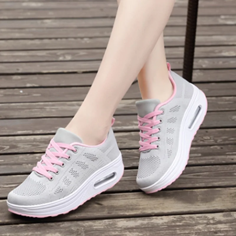 ladies lightweight trainers for walking