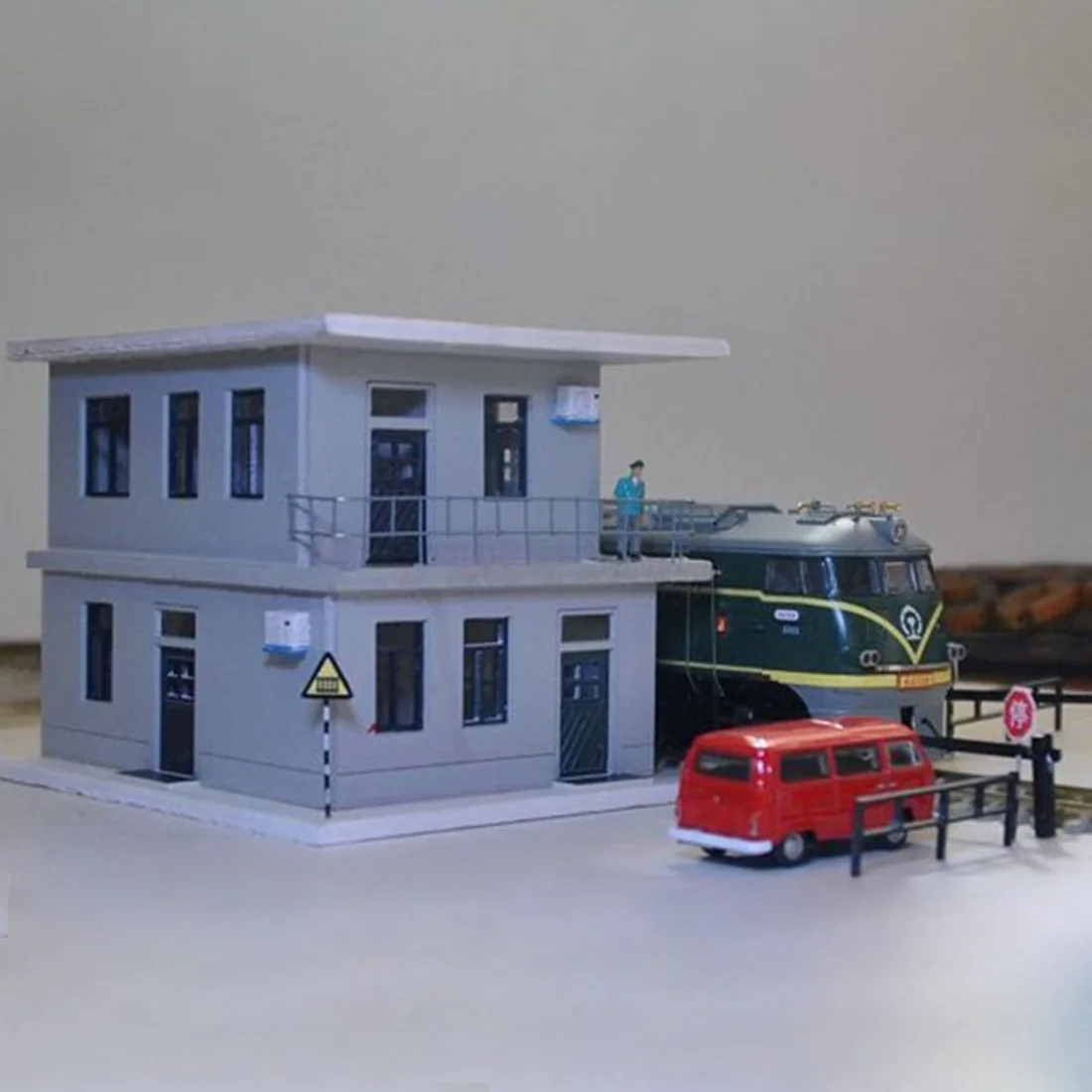 1: 87 HO Масштаб двухэтажный Железнодорожный дом модель поезда набор декораций для DIY песок стол модель здания