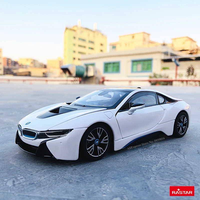 Модель автомобиля Rastar 1:24 BMW i8 concept car статическая имитация литая из сплава