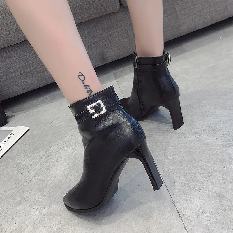 

European And Usa Style Tide Girl Leather Boots Women Shoes Zipper Thick Heel Pointed Toe Beige Black Ankle Boots Winter High-heeled Boots Plush Warm Fur Shoes Ladies