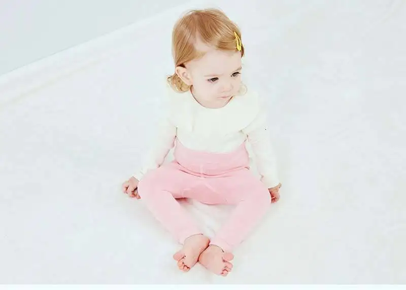 9449843597_1850683426