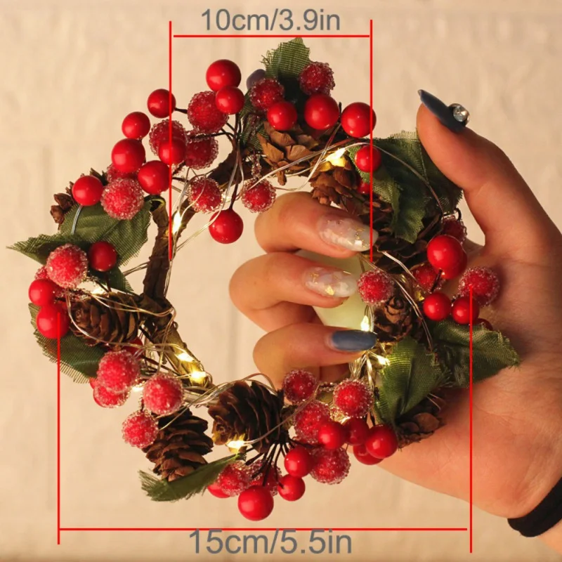 Рождественский венок, светодиодный светильник, искусственные ягоды и сосновые конусы, гирлянда для передней двери, окна, Настенный декор - Цвет: Красный