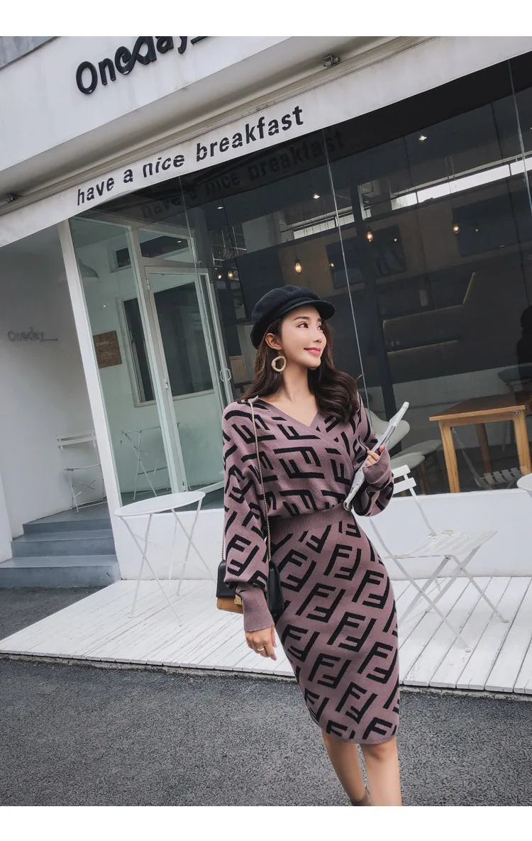 Осень и зима стиль корейский стиль элегантный v-образный вырез рукав летучая мышь Талия обнимает вязаный модный жаккардовый свитер платье-футляр