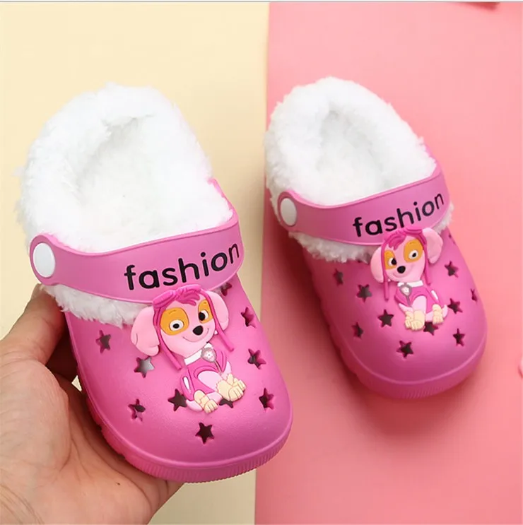 Kitty Snow White Girl Winter Clogs Warm Fur Children's Indoor Shoes Home Hole Mules Navy Cute Pins Sandal EVA Flat Boy Shoes
